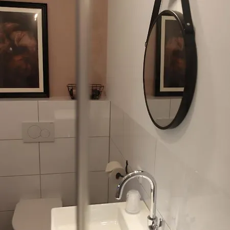 Hotel Porcus Campus *