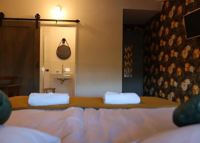 Hotel Porcus Campus *